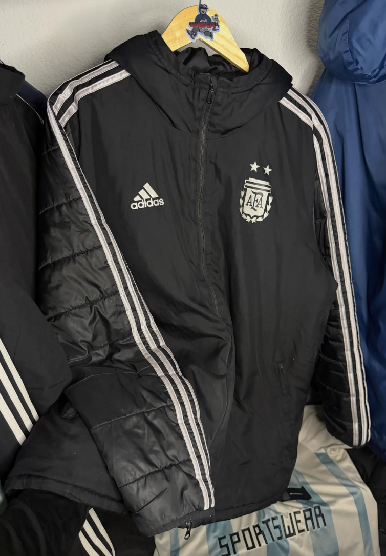 Camperon deportivo Adidas Argentina 2020 (L)