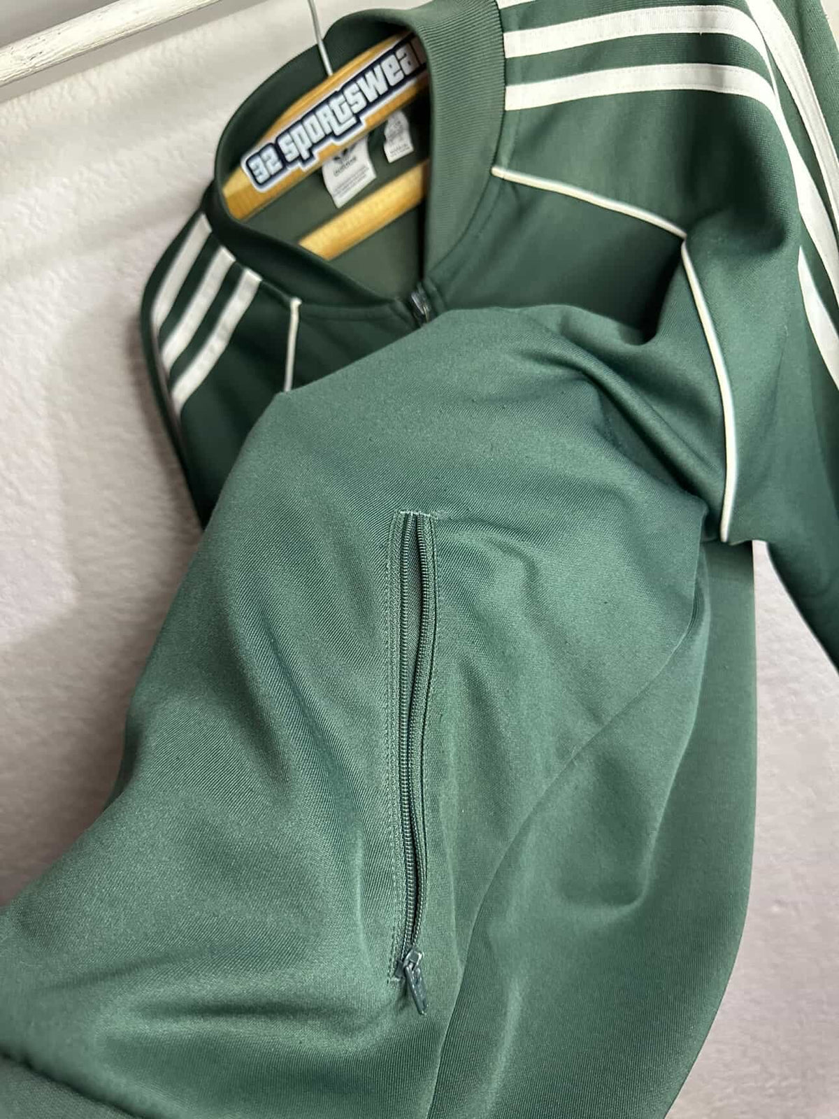 Campera Adidas Originals SST (L)