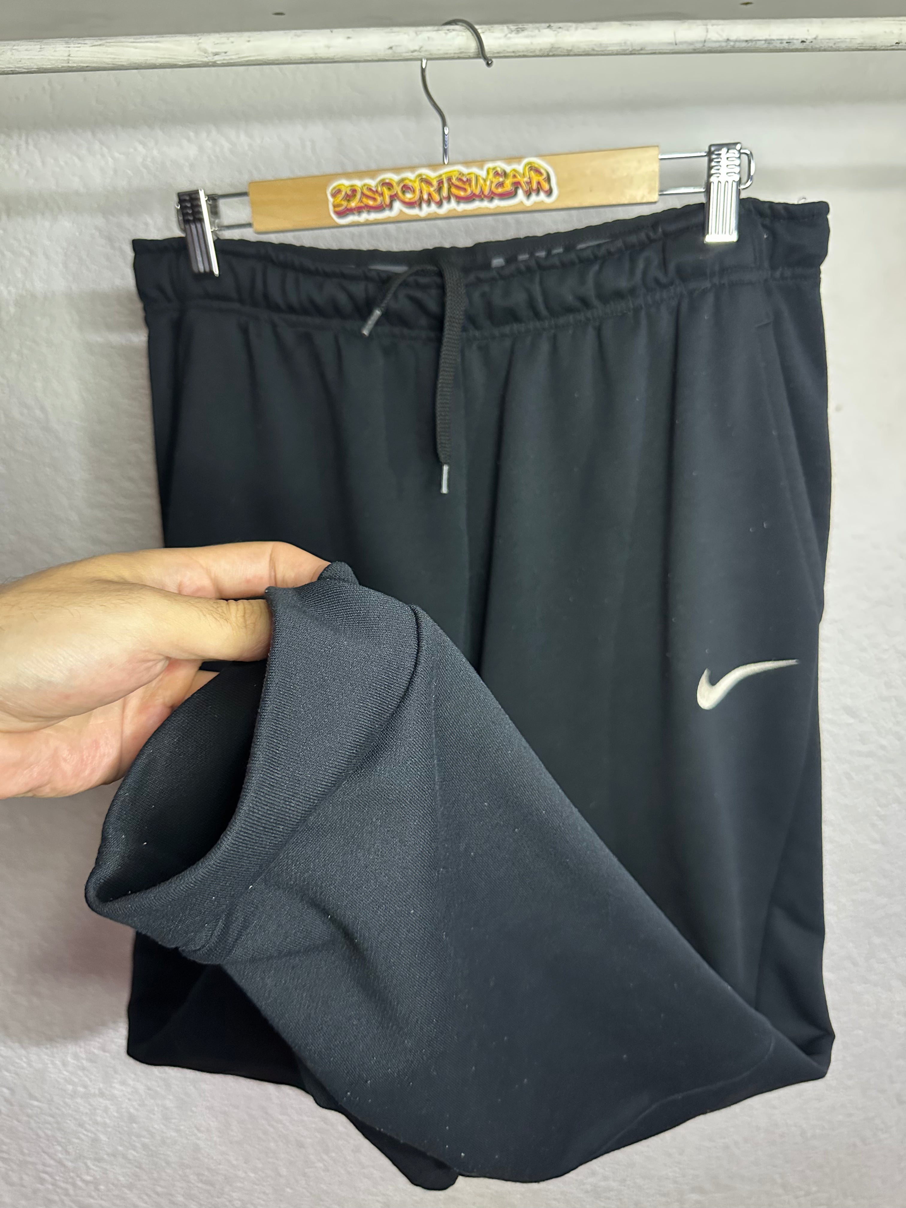 Conjunto deportivo Nike Dri-fit (M)