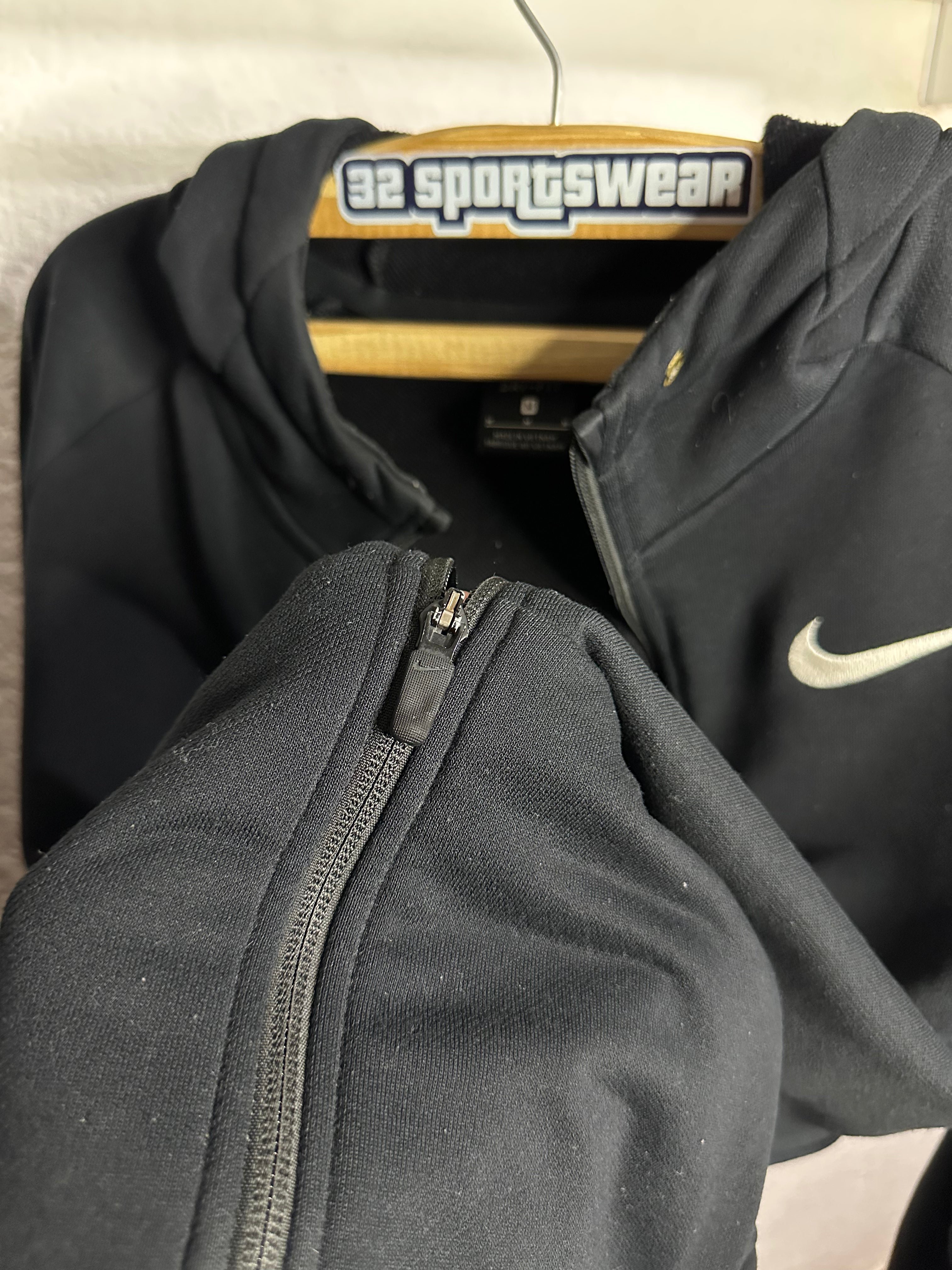 Conjunto deportivo Nike Dri-fit (M)