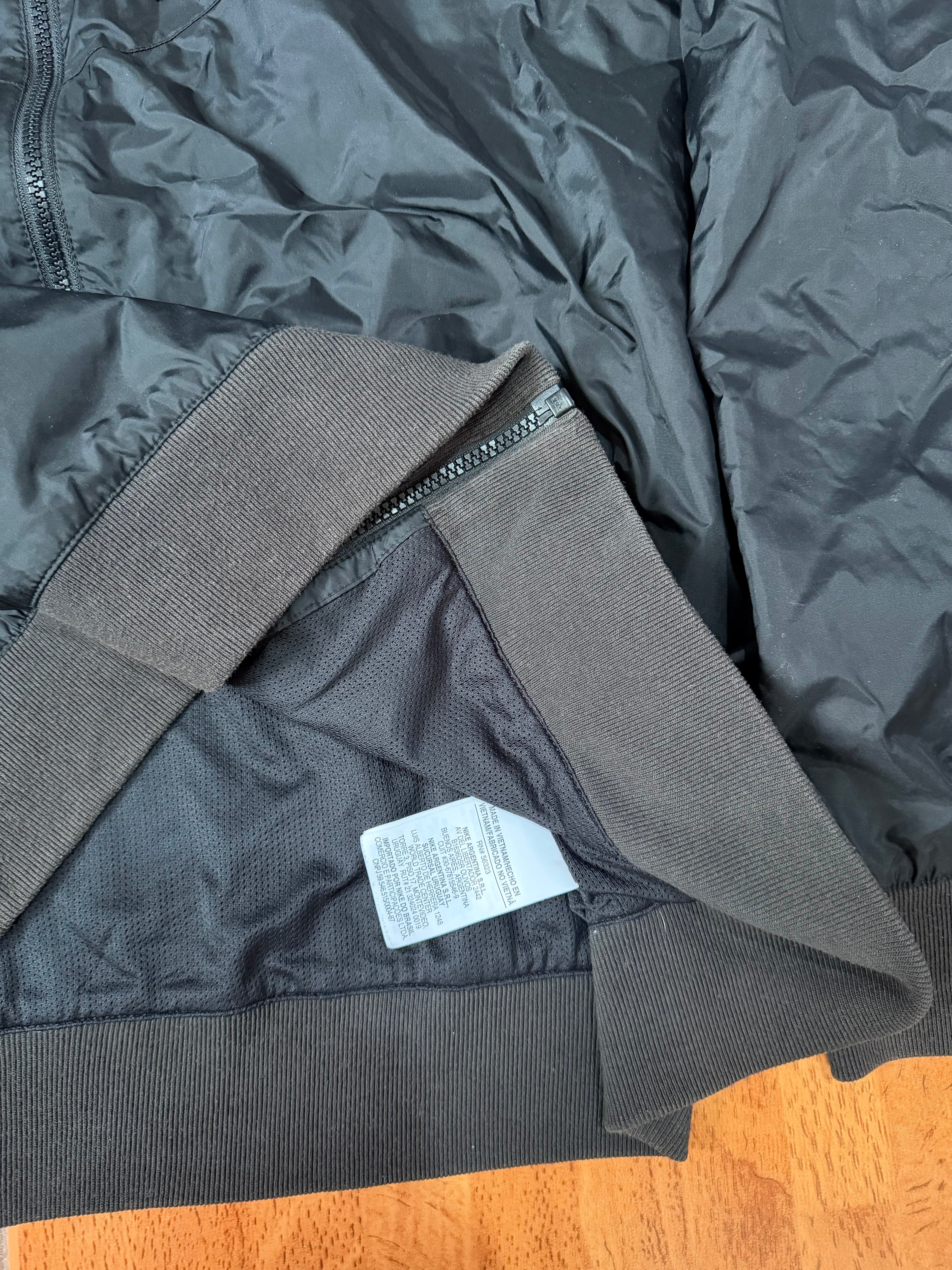 Piloto Rompeviento Nike Windrunner (S)